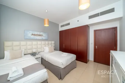 Apartman u Jumeirah Beach Residence, Dubai, UAE 2 spavaćih soba, 118 m2 Br. 738248 - fotografija 11
