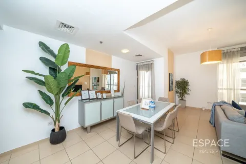Apartman u Jumeirah Beach Residence, Dubai, UAE 2 spavaćih soba, 118 m2 Br. 738248 - fotografija 5