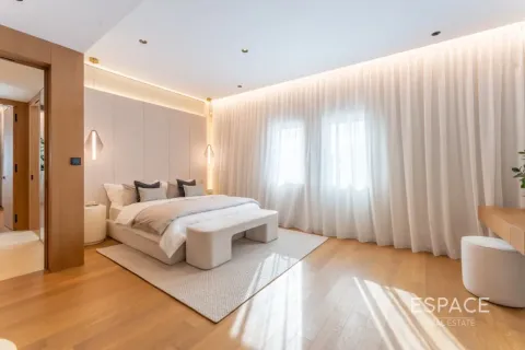 Vila u Meadows, Dubai, UAE 5 spavaćih soba, 375 m2 Br. 738265 - fotografija 12
