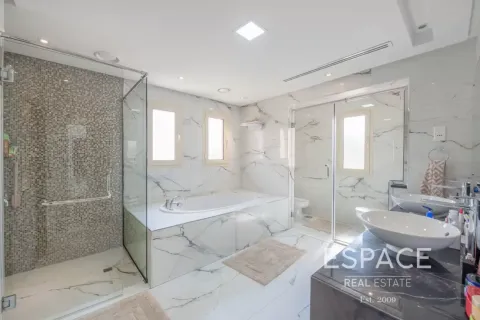 Villa zur Miete in Meadows, Dubai, VAE 5 Schlafzimmer, 489 m2 Nr. 738262 - Foto 13