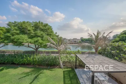 Villa zur Miete in Meadows, Dubai, VAE 5 Schlafzimmer, 489 m2 Nr. 738262 - Foto 3