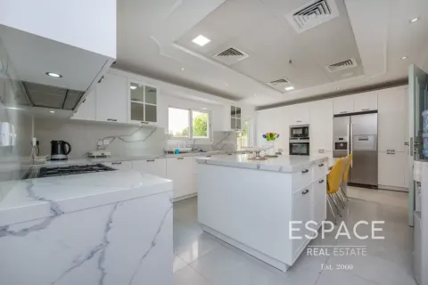 Villa zur Miete in Meadows, Dubai, VAE 5 Schlafzimmer, 489 m2 Nr. 738262 - Foto 5