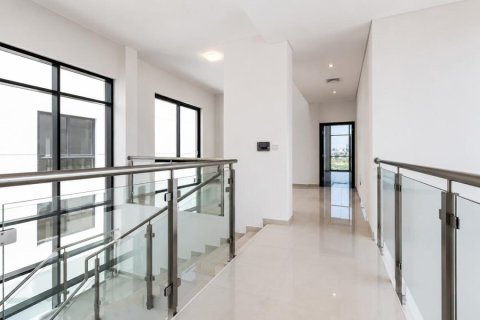 Villa te huur in DAMAC Hills (Akoya by DAMAC), Dubai, VAE 5 slaapkamers, 640 vr.m., nr 728701 - foto 2