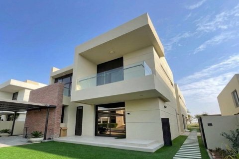 Villa te huur in DAMAC Hills (Akoya by DAMAC), Dubai, VAE 5 slaapkamers, 640 vr.m., nr 728701 - foto 16