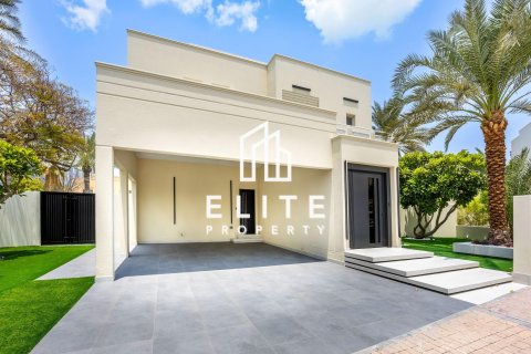 Müüa villa asukohaga Meadows, Dubai, AÜE: 4 magamistoaga, 1221 m² Nr 754661 - pilt 2