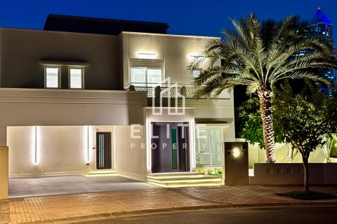 Müüa villa asukohaga Meadows, Dubai, AÜE: 4 magamistoaga, 1221 m² Nr 754661 - pilt 21