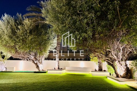 Müüa villa asukohaga Meadows, Dubai, AÜE: 4 magamistoaga, 1221 m² Nr 754661 - pilt 29