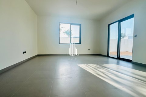 Vila na Yas Island, Abu Dhabi, SAE 4 spálne, 315 m2 č. 456914 - Fotografia 3