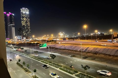 Dubai, UAE의 판매용 아파트 침실 1개, 870제곱미터 번호 729916 - 사진 7
