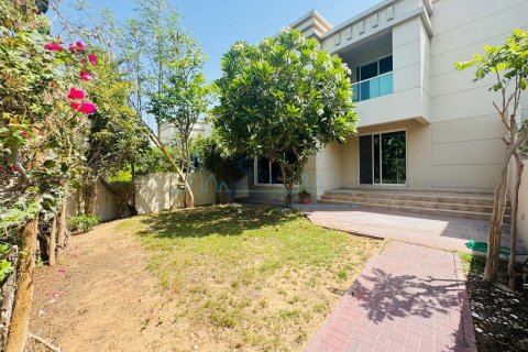 Umm Suqeim, Dubai, BAE’de kiralık villa 3 yatak odası, 325 m&sup2; No 658857 - fotoğraf 3
