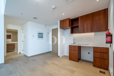 Apartmen di Jumeirah, Dubai, UAE 1 bilik tidur, 76.52 meter persegi № 750328 - foto 5