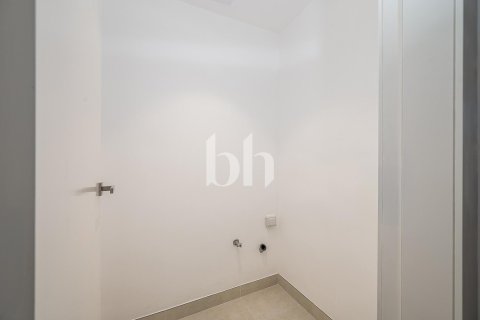 Apartmen di Jumeirah, Dubai, UAE 1 bilik tidur, 76.52 meter persegi № 750328 - foto 7