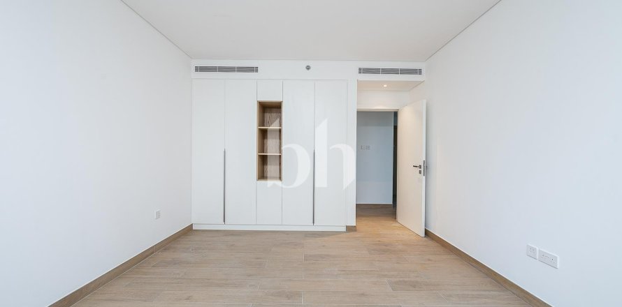 Apartmen di Jumeirah, Dubai, UAE 1 bilik tidur, 76.52 meter persegi № 750328