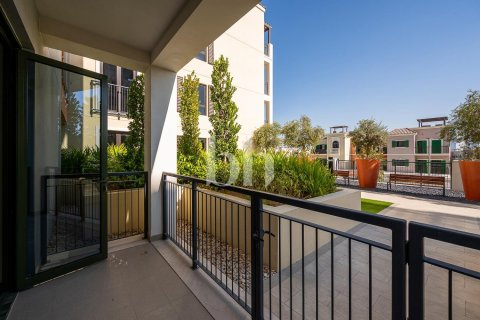 Apartmen di Jumeirah, Dubai, UAE 1 bilik tidur, 76.52 meter persegi № 750328 - foto 12