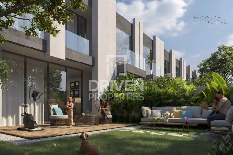 Villa in Dubai, UAE 2 bedrooms, 87.98 sq.m. № 759110