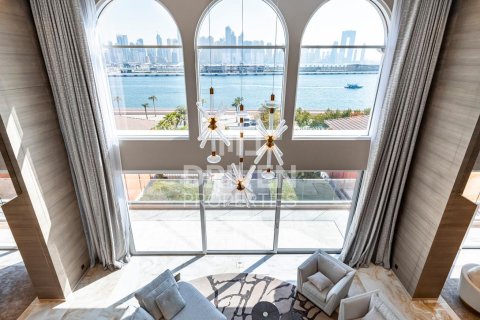 Penthouse til salg i Palm Jumeirah, Dubai, UAE 1219.45 kvm № 765051 - foto 3