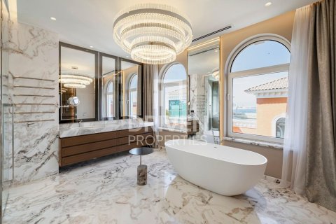 Penthouse til salg i Palm Jumeirah, Dubai, UAE 1219.45 kvm № 765051 - foto 6