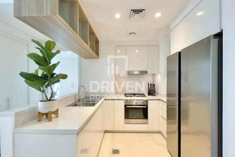 Huoneisto Zabeel, Dubai, Arabiemiraatit 2 makuuhuonetta, 101.64 m2 № 762000 - kuva 19