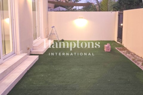 Rumah bandar di Dubai Land, Dubai, UAE 4 bilik tidur, 229.09879800 meter persegi № 754896 - foto 11