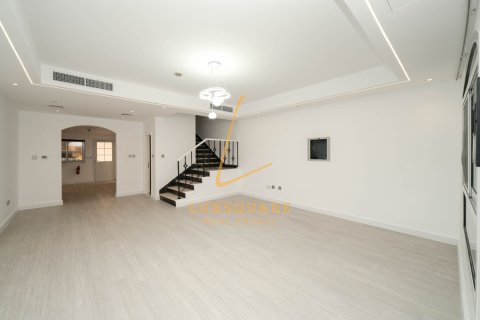 Vila di Jumeirah Village Circle, Dubai, UAE 3 bilik tidur, 142 meter persegi № 769309 - foto 4