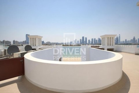 Villa til salgs i Palm Jumeirah, Dubai, Emiratene 5 soverom, 1261.53 kvm Nr. 761660 - Foto 26