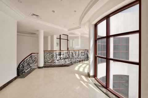 Palm Jumeirah, Dubai, संयुक्त अरब अमीरात में विला, 5 बेडरूम, 1261.53 वर्ग मीटर, संख्या 761658 - फ़ोटो 9