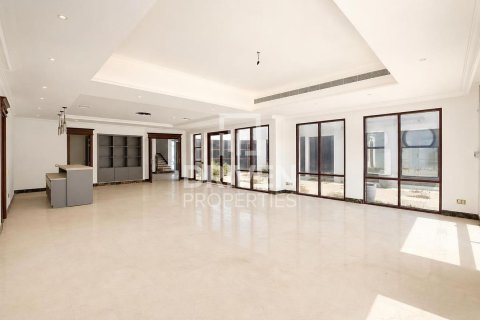 Palm Jumeirah, Dubai, संयुक्त अरब अमीरात में विला, 5 बेडरूम, 1261.53 वर्ग मीटर, संख्या 761658 - फ़ोटो 24