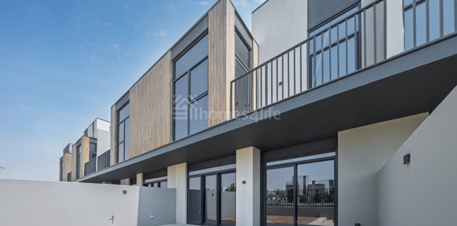 טאונהאוס ב Mudon, Dubai, איחוד האמירויות 3 חדרי שינה, 218 מ"ר מספר 726427