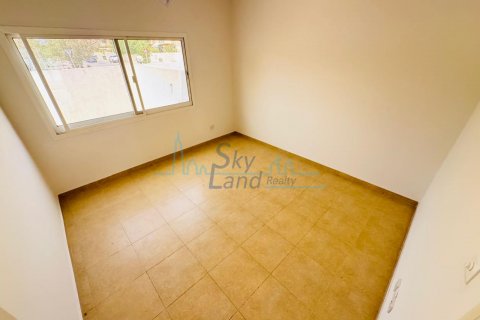 Villa til leie i Umm Suqeim, Dubai, Emiratene 4 soverom, 372 kvm Nr. 634136 - Foto 17