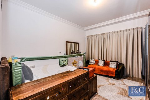 Apartman u Palm Jumeirah, Dubai, UAE 3 spavaćih soba, 215 m2 Br. 704240 - fotografija 15