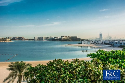Palm Jumeirah, Dubai, UAE의 아파트 침실 3개, 200제곱미터 번호 704242