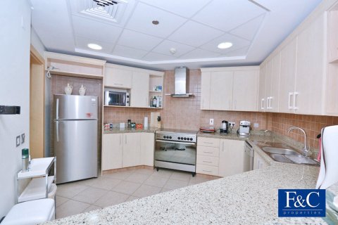 Apartman u gradu Palm Jumeirah, Dubai, UAE 3 spavaće sobe, 200 m2 Br. 704242 - Slika 7