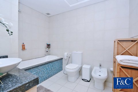 Apartman u gradu Palm Jumeirah, Dubai, UAE 3 spavaće sobe, 200 m2 Br. 704242 - Slika 13