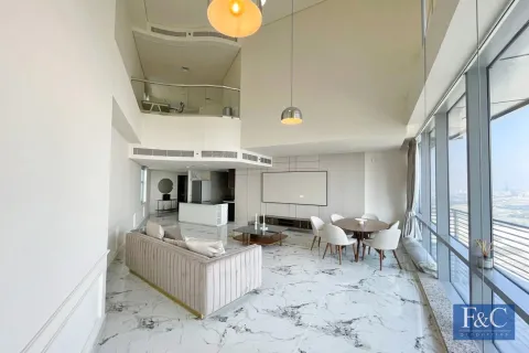 Apartment sa DIFC, Dubai, UAE 3 silid-tulugan, 268 sq.m. № 704243 - larawan 3