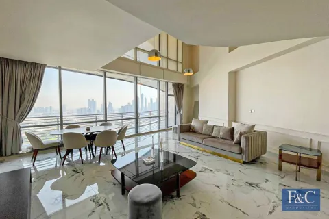 Apartment sa DIFC, Dubai, UAE 3 silid-tulugan, 268 sq.m. № 704243 - larawan 2