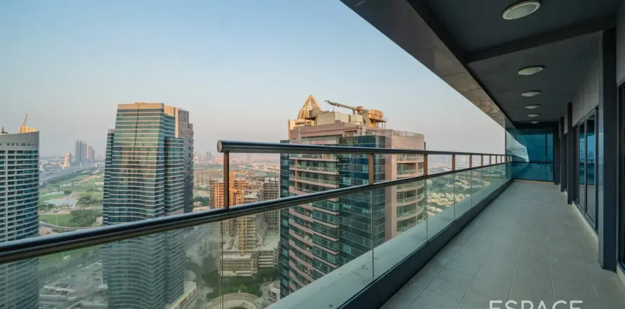 Byt v Jumeirah Lake Towers, Dubai, SAE 5 ložnice, 573 m² Č.: 737949