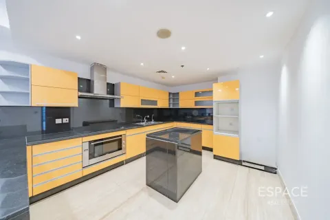 Byt v Jumeirah Lake Towers, Dubai, SAE 5 ložnice, 573 m² Č.: 737949 - fotografie 5