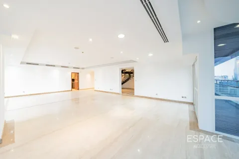 Byt v Jumeirah Lake Towers, Dubai, SAE 5 ložnice, 573 m² Č.: 737949 - fotografie 2