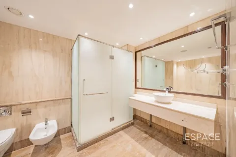 Byt v Jumeirah Lake Towers, Dubai, SAE 5 ložnice, 573 m² Č.: 737949 - fotografie 14
