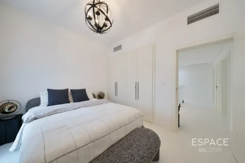 Townhouse in Al Furjan, Dubai, UAE 3 bedrooms, 262 sq.m. № 737963 - photo 16