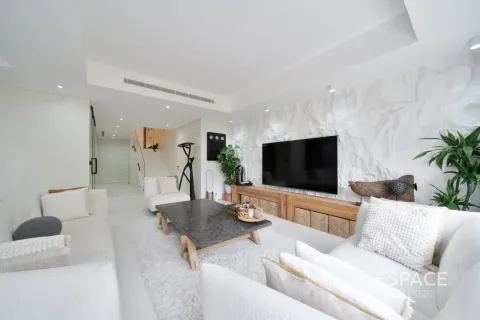 Townhouse in Al Furjan, Dubai, UAE 3 bedrooms, 262 sq.m. № 737963 - photo 3