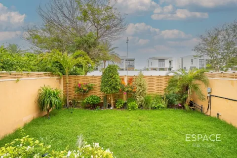 Townhouse in Al Furjan, Dubai, UAE 3 bedrooms, 262 sq.m. № 737963 - photo 20
