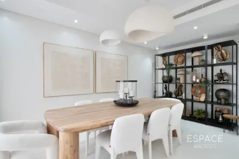 Townhouse in Al Furjan, Dubai, UAE 3 bedrooms, 262 sq.m. № 737963 - photo 4