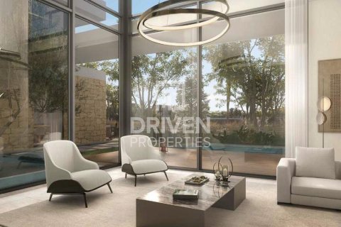 Villa asukohaga Dubai, AÜE: 5 magamistoaga, 442.03 m² Nr 765172
