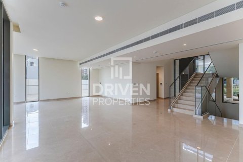 Vilë në Dubai Hills Estate, Emiratet e Bashkuara Arabe 5 dhoma gjumi, 649.02 m2. № 745055