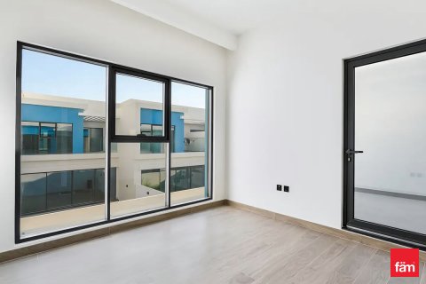 Casa urbana para arrendamento em Dubai, EAU 3 quartos, 144 m2 № 719007 - foto 13