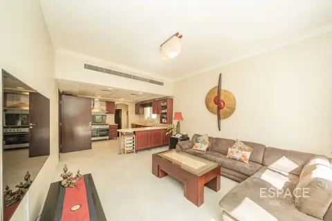 Villa en alquiler en Meadows, Dubai, EAU 5 dormitorios, 354 m2 № 738438 - foto 5