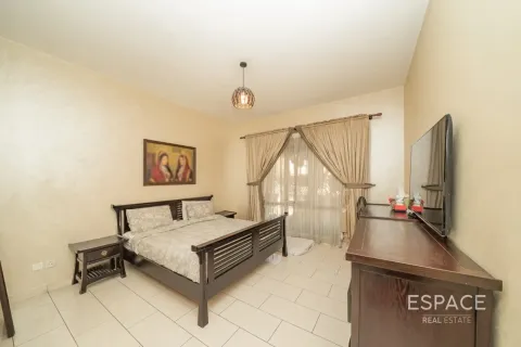 Villa en alquiler en Meadows, Dubai, EAU 5 dormitorios, 354 m2 № 738438 - foto 11