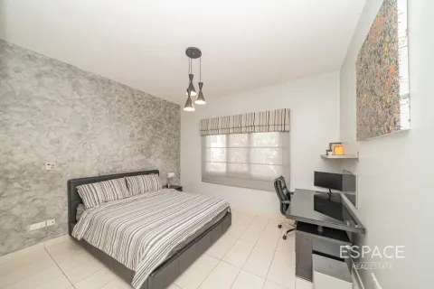 Villa en alquiler en Meadows, Dubai, EAU 5 dormitorios, 354 m2 № 738438 - foto 13