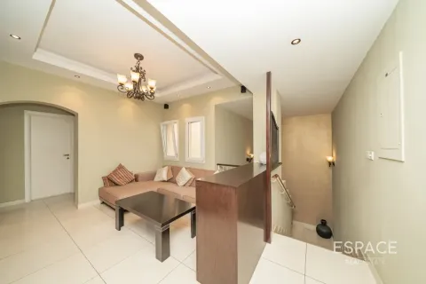 Villa en alquiler en Meadows, Dubai, EAU 5 dormitorios, 354 m2 № 738438 - foto 6